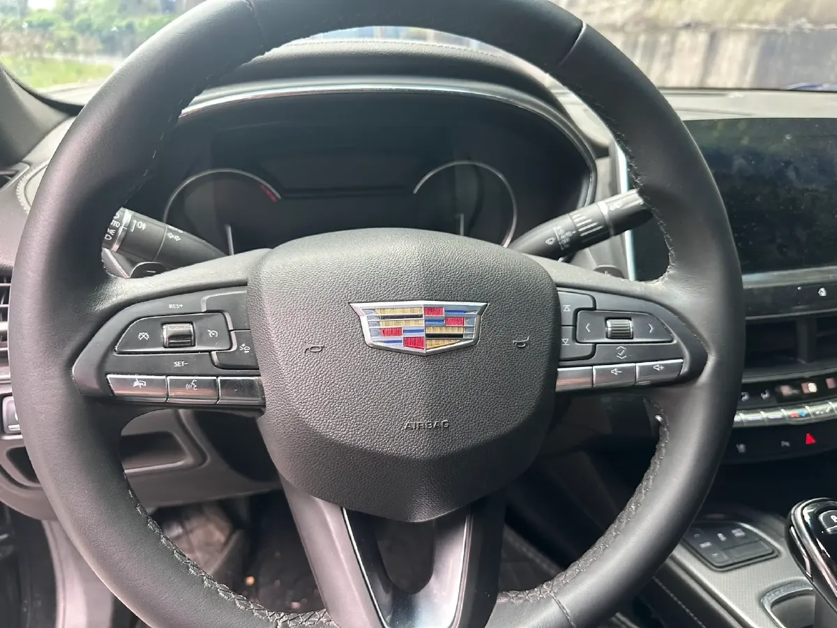 2022 Cadillac CT5 2.0T 237HP L4 10AT,autocango,china used car exporter,china ev exporter,chinese used car exporter,chinese used ev exporter