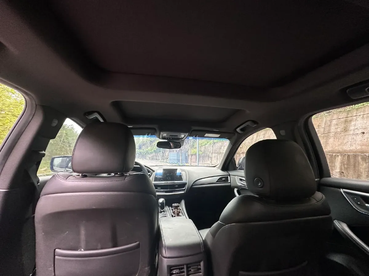 2022 Cadillac CT5 2.0T 237HP L4 10AT,autocango,china used car exporter,china ev exporter,chinese used car exporter,chinese used ev exporter