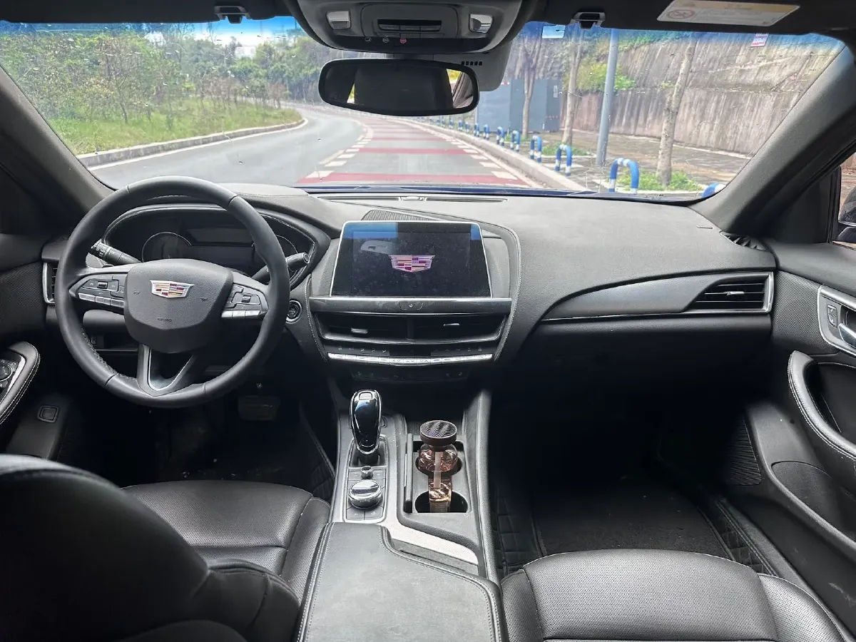 2022 Cadillac CT5 2.0T 237HP L4 10AT,autocango,china used car exporter,china ev exporter,chinese used car exporter,chinese used ev exporter