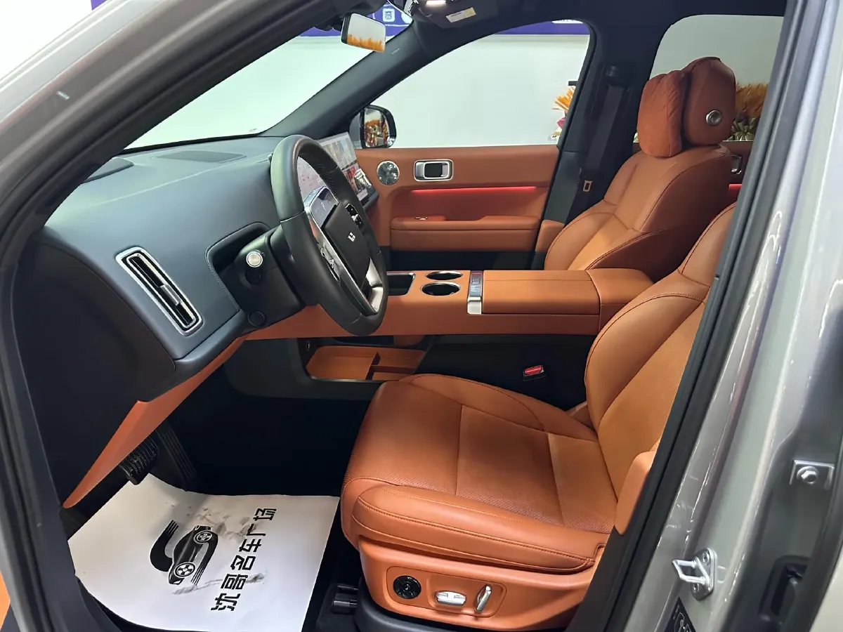 2025 Li L6 Range Extended 154HP L4 REEV,autocango,china used car exporter,china ev exporter,chinese used car exporter,chinese used ev exporter