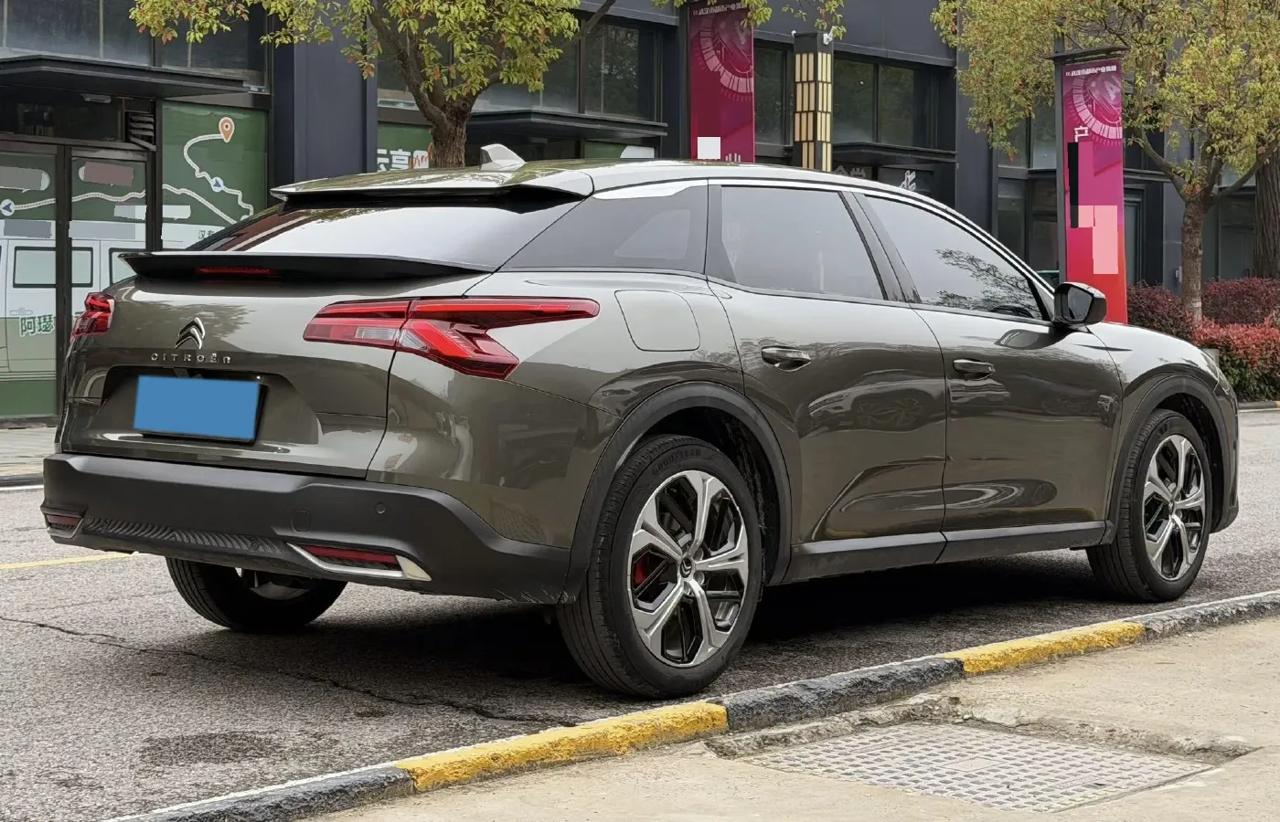 2022 Citroen C5 X 1.6T 175HP L4 8AT,autocango,china used car exporter,china ev exporter,chinese used car exporter,chinese used ev exporter