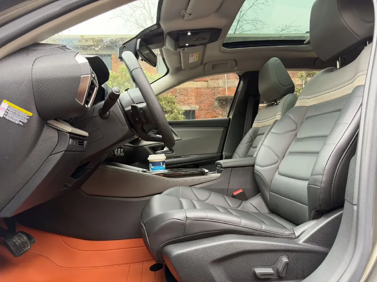 2022 Citroen C5 X 1.6T 175HP L4 8AT,autocango,china used car exporter,china ev exporter,chinese used car exporter,chinese used ev exporter