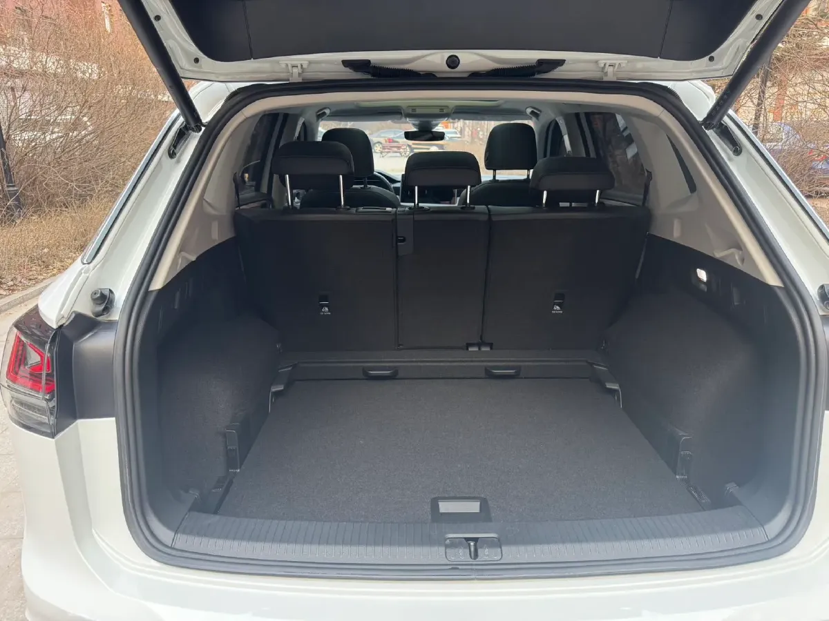 2023 Volkswagen Tayron 1.4T 150HP L4 7DCT,autocango,china used car exporter,china ev exporter,chinese used car exporter,chinese used ev exporter