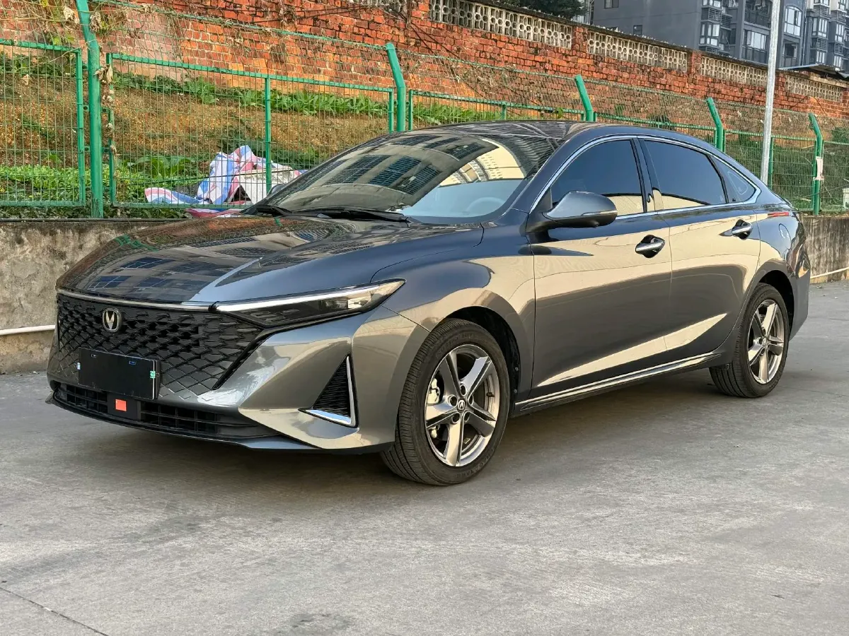 2022 ChangAn Eado 1.4T 160HP L4 7DCT,autocango,china used car exporter,china ev exporter,chinese used car exporter,chinese used ev exporter