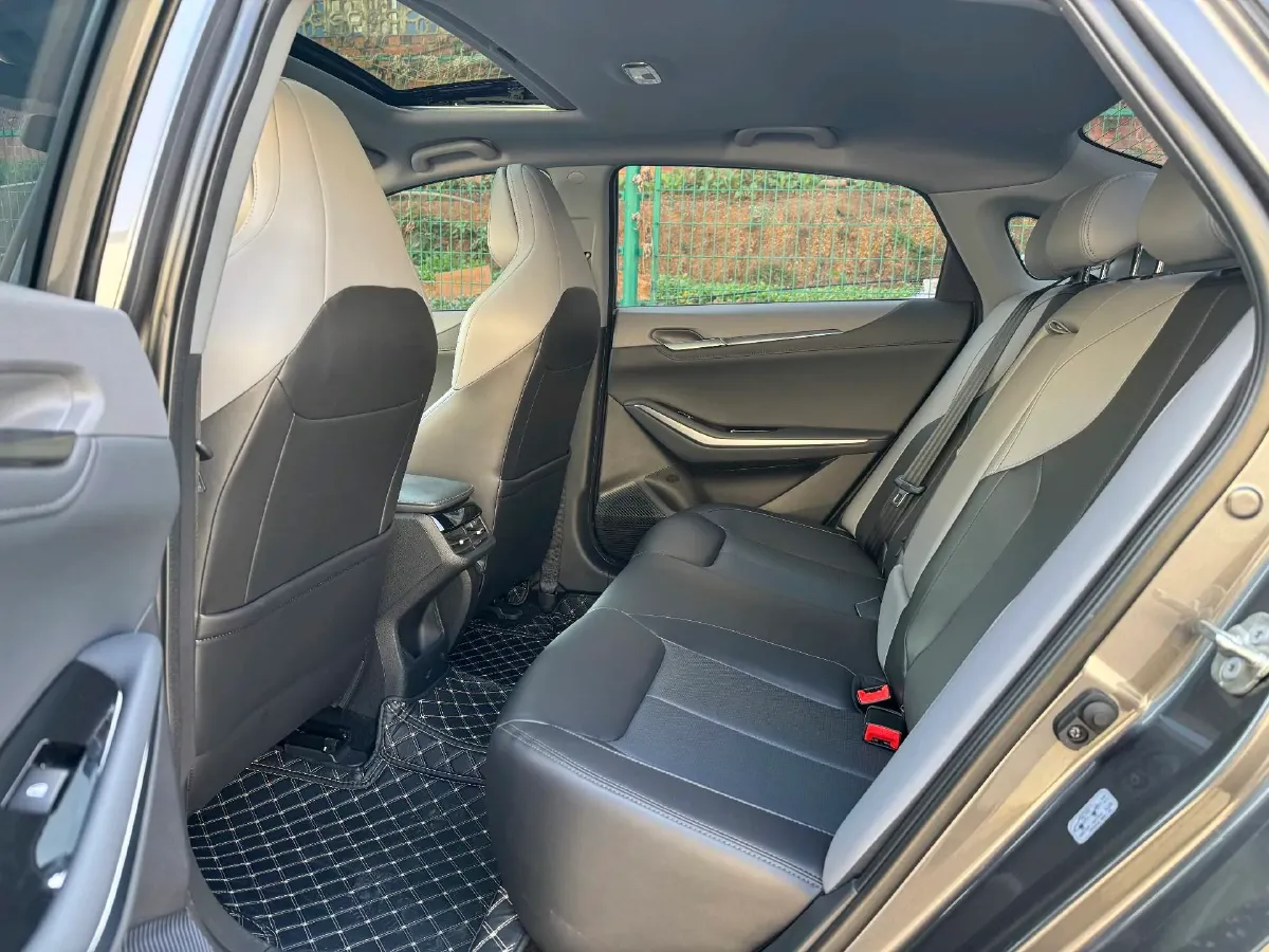 2022 ChangAn Eado 1.4T 160HP L4 7DCT,autocango,china used car exporter,china ev exporter,chinese used car exporter,chinese used ev exporter