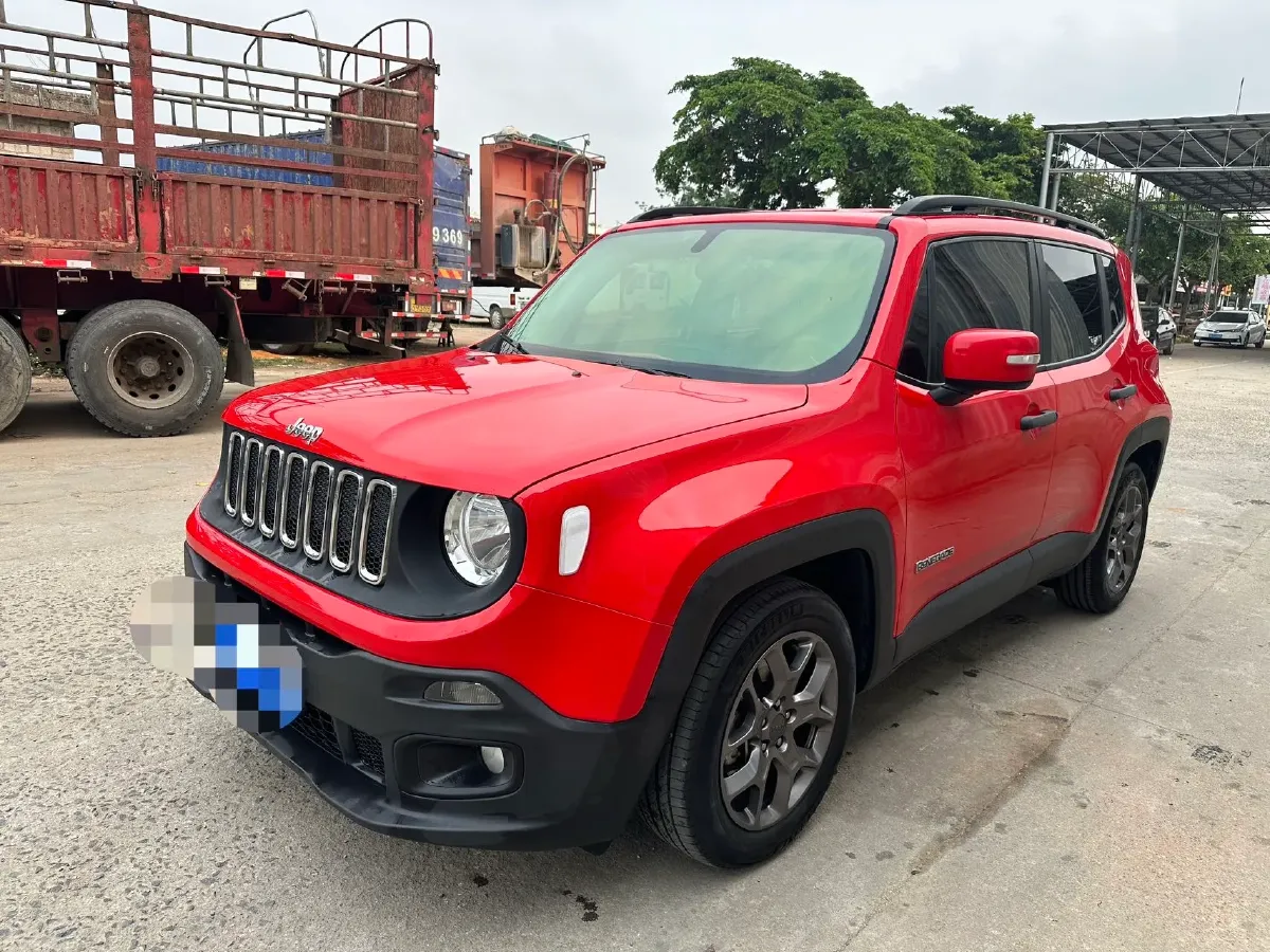 2017 Jeep Renegade 1.4T 150HP L4 7DCT,autocango,china used car exporter,china ev exporter,chinese used car exporter,chinese used ev exporter