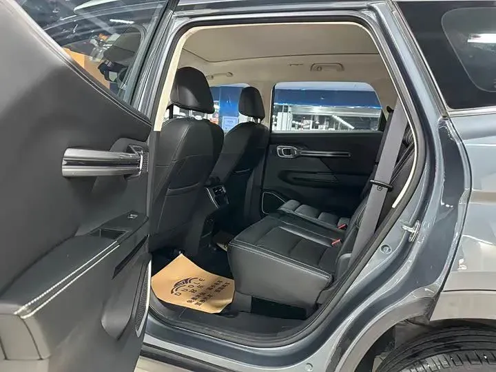 2020 Geely Okavango 1.8T 184HP L4 7DCT,autocango,china used car exporter,china ev exporter,chinese used car exporter,chinese used ev exporter