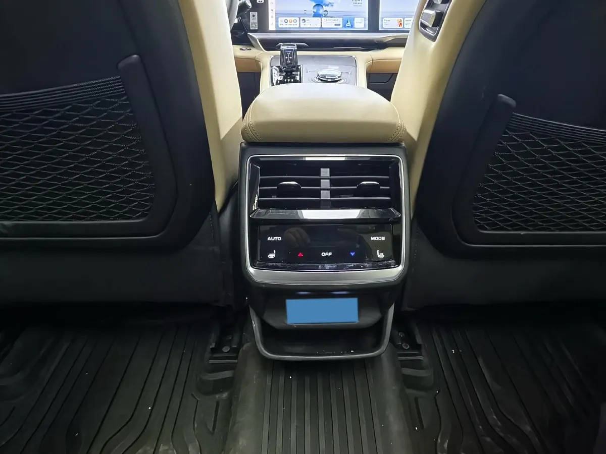 2025 Geely Monjaro 2.0T 238HP L4 8AT,autocango,china used car exporter,china ev exporter,chinese used car exporter,chinese used ev exporter