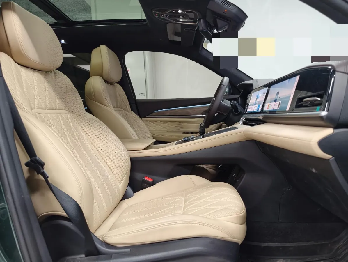 2025 Geely Monjaro 2.0T 238HP L4 8AT,autocango,china used car exporter,china ev exporter,chinese used car exporter,chinese used ev exporter