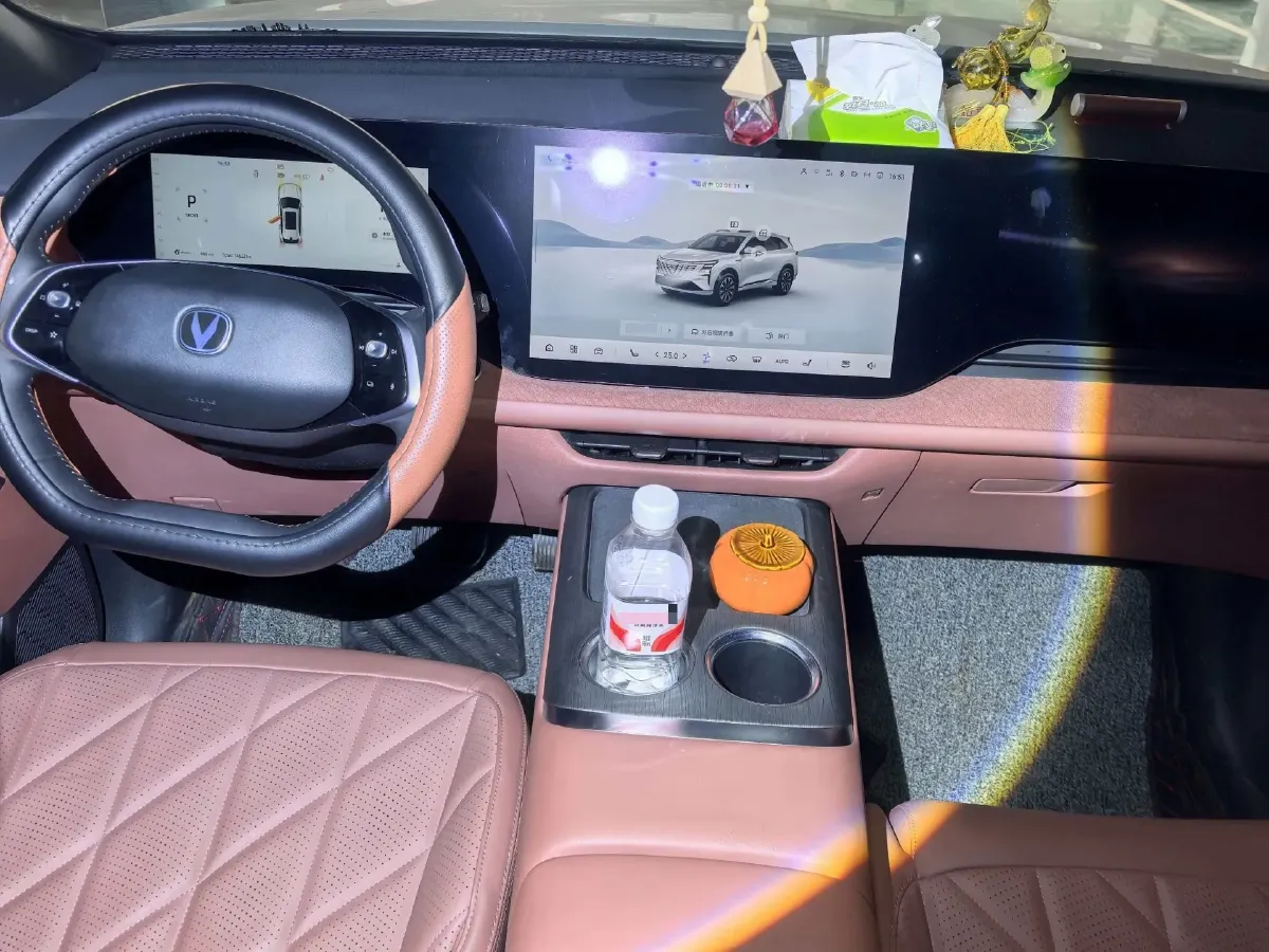 2025 ChangAn CS75 Plus 1.5T 192HP L4 8AT,autocango,china used car exporter,china ev exporter,chinese used car exporter,chinese used ev exporter