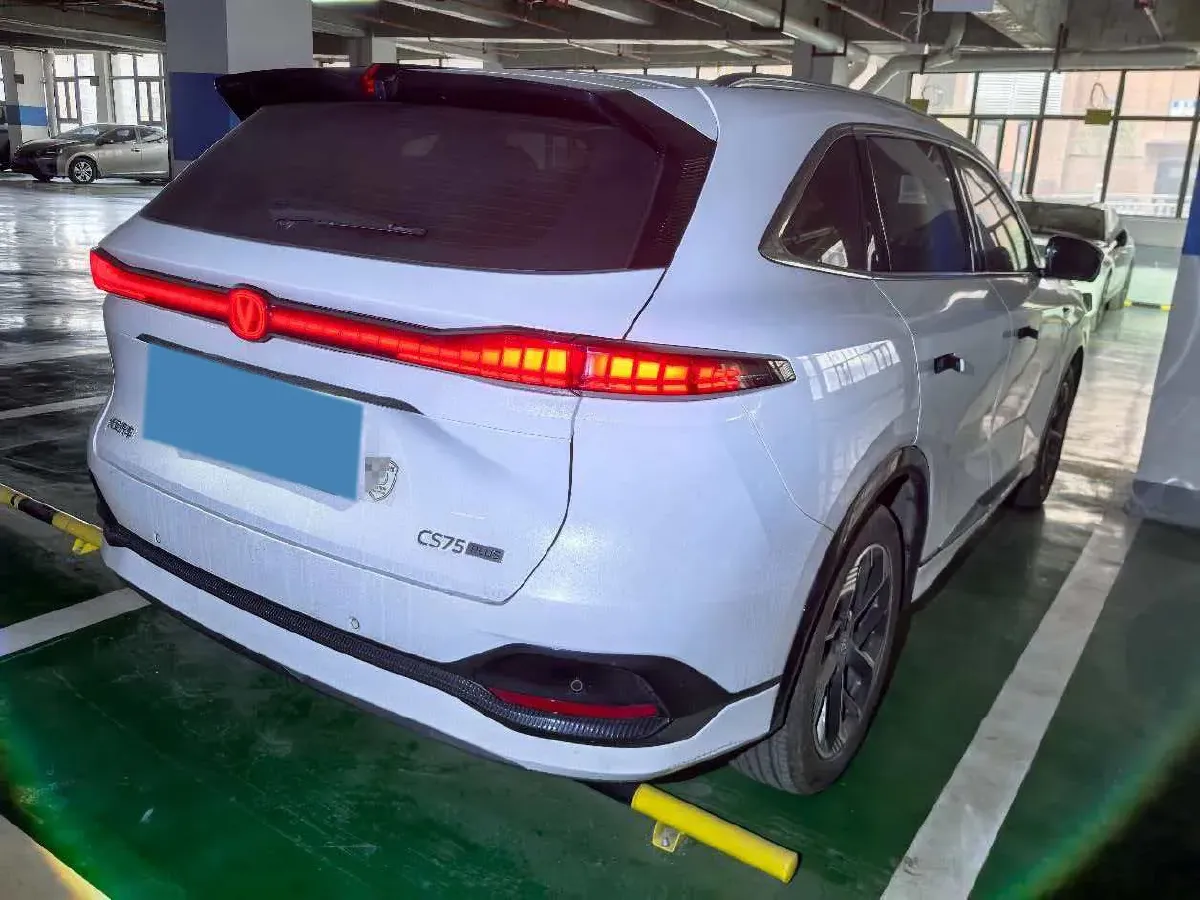 2025 ChangAn CS75 Plus 1.5T 192HP L4 8AT,autocango,china used car exporter,china ev exporter,chinese used car exporter,chinese used ev exporter