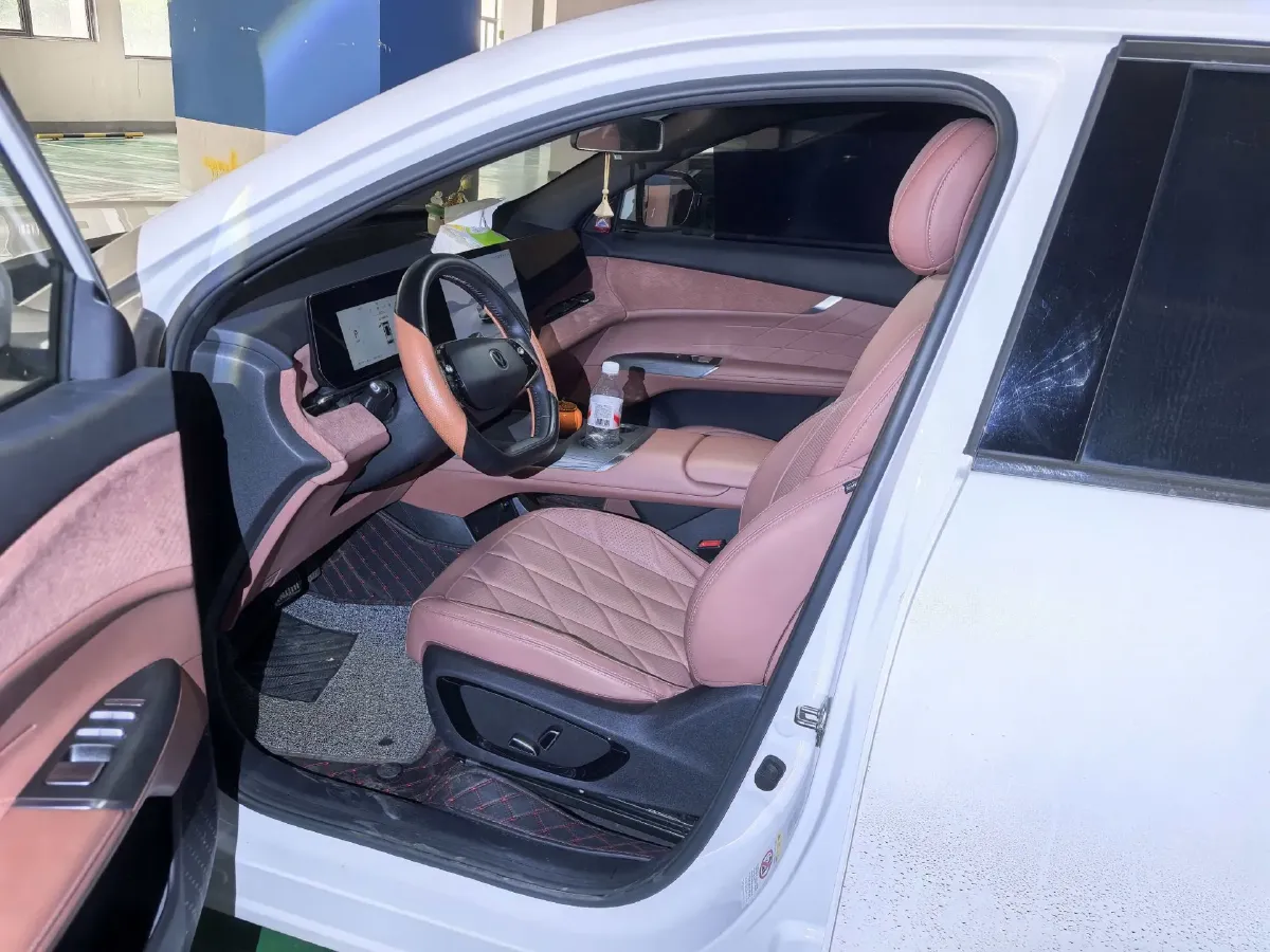 2025 ChangAn CS75 Plus 1.5T 192HP L4 8AT,autocango,china used car exporter,china ev exporter,chinese used car exporter,chinese used ev exporter