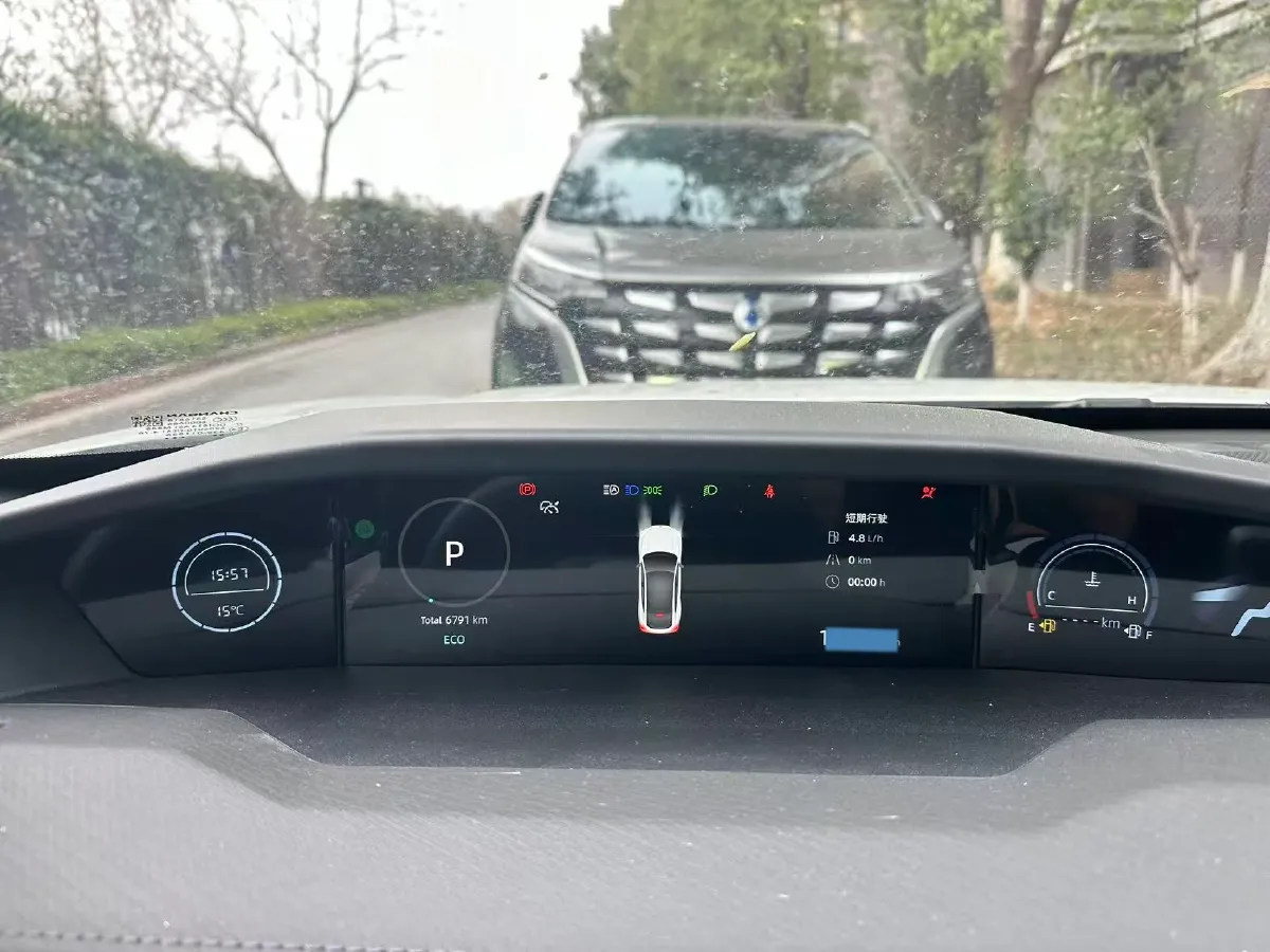 2025 ChangAn UNI-V 1.5T 192HP L4 7DCT,autocango,china used car exporter,china ev exporter,chinese used car exporter,chinese used ev exporter