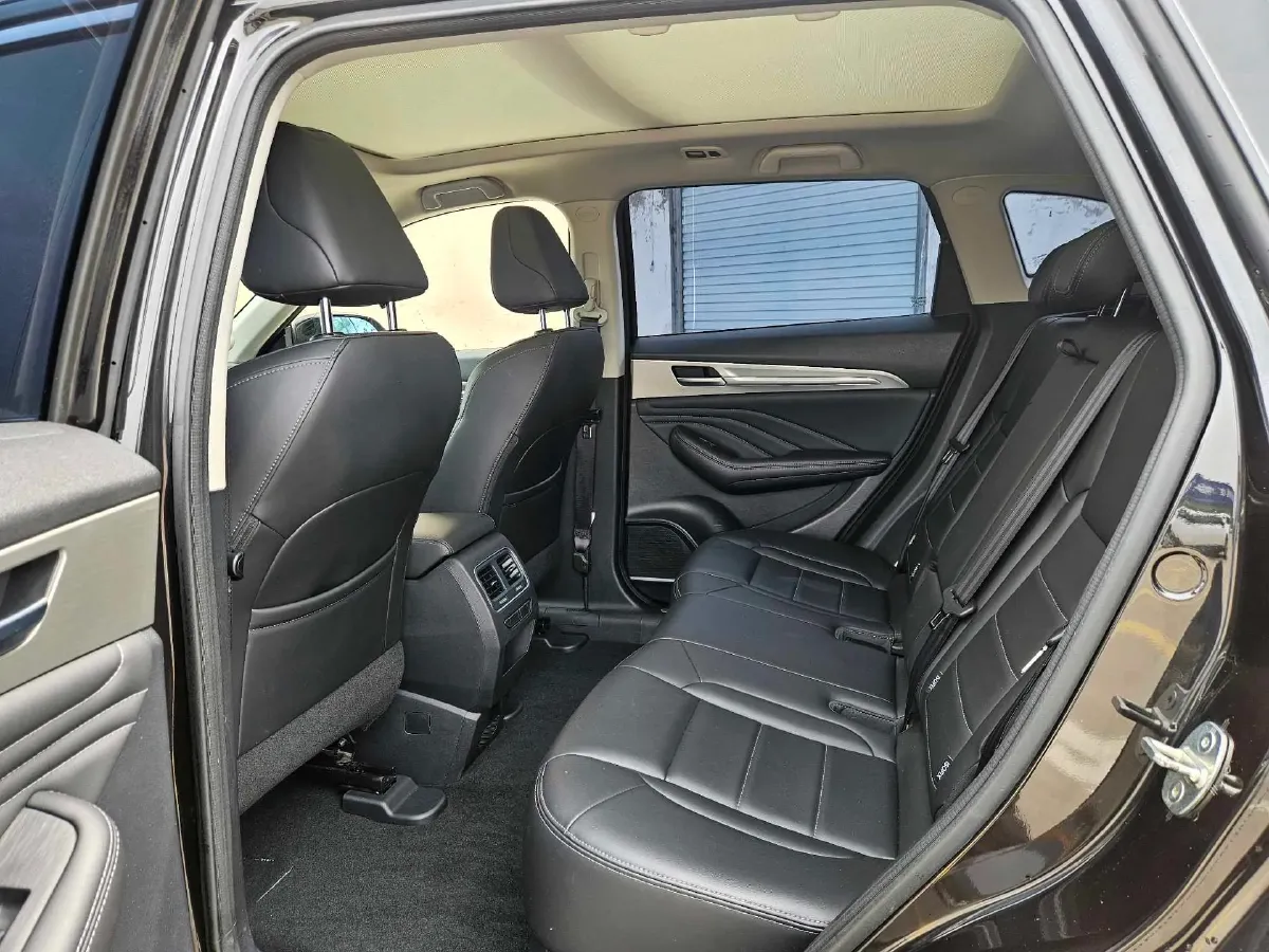 2019 Haval F7 1.5T 169HP L4 7DCT,autocango,china used car exporter,china ev exporter,chinese used car exporter,chinese used ev exporter