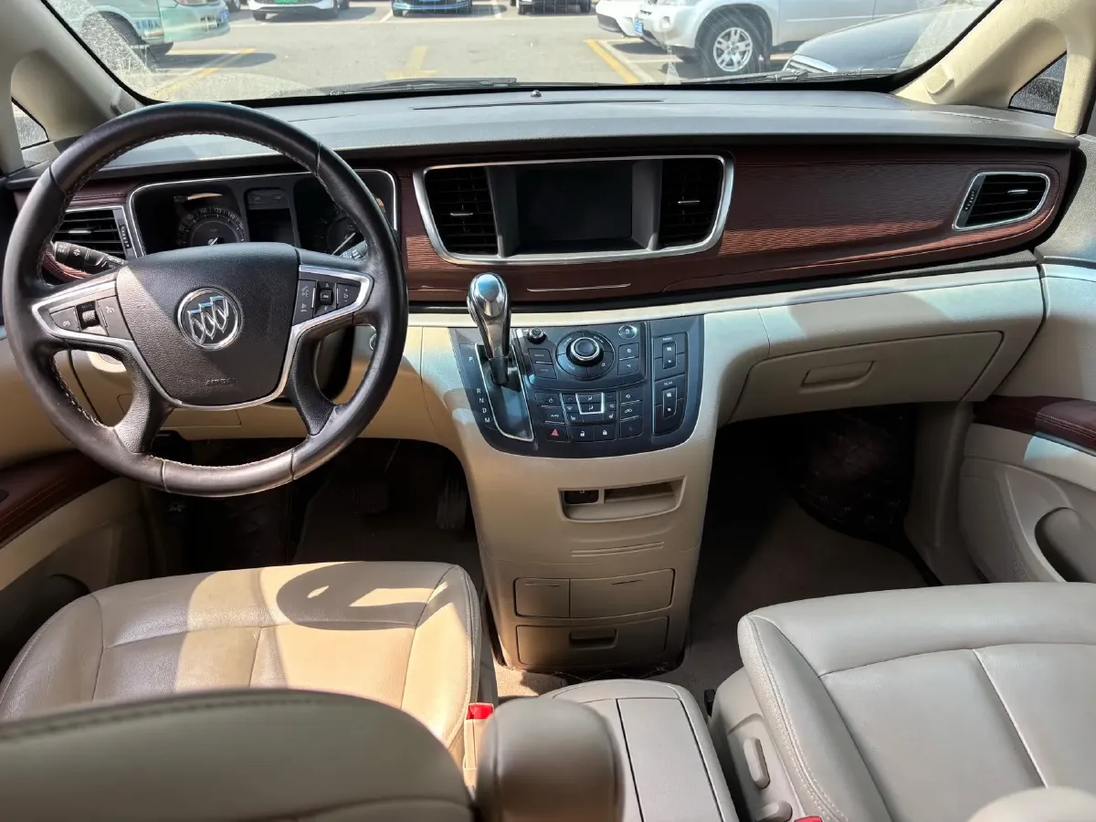 2018 Buick GL8 2.0T 260HP L4 6AT,autocango,china used car exporter,china ev exporter,chinese used car exporter,chinese used ev exporter