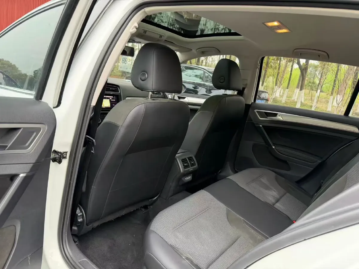 2019 Volkswagen Golf 1.4T 150HP L4 7DCT,autocango,china used car exporter,china ev exporter,chinese used car exporter,chinese used ev exporter