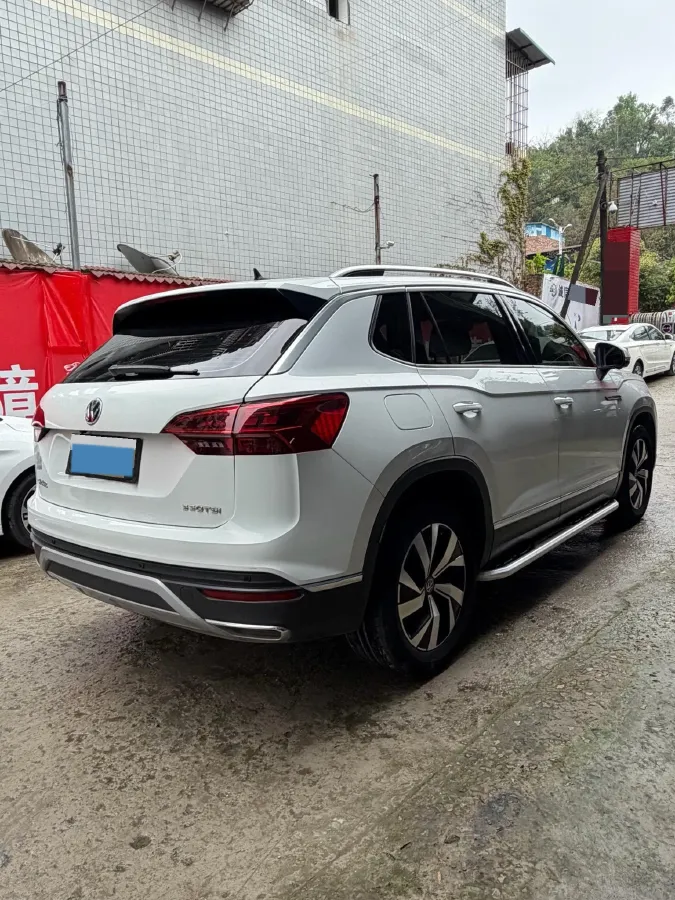 2019 Volkswagen Tayron 2.0T 186HP L4 7DCT,autocango,china used car exporter,china ev exporter,chinese used car exporter,chinese used ev exporter