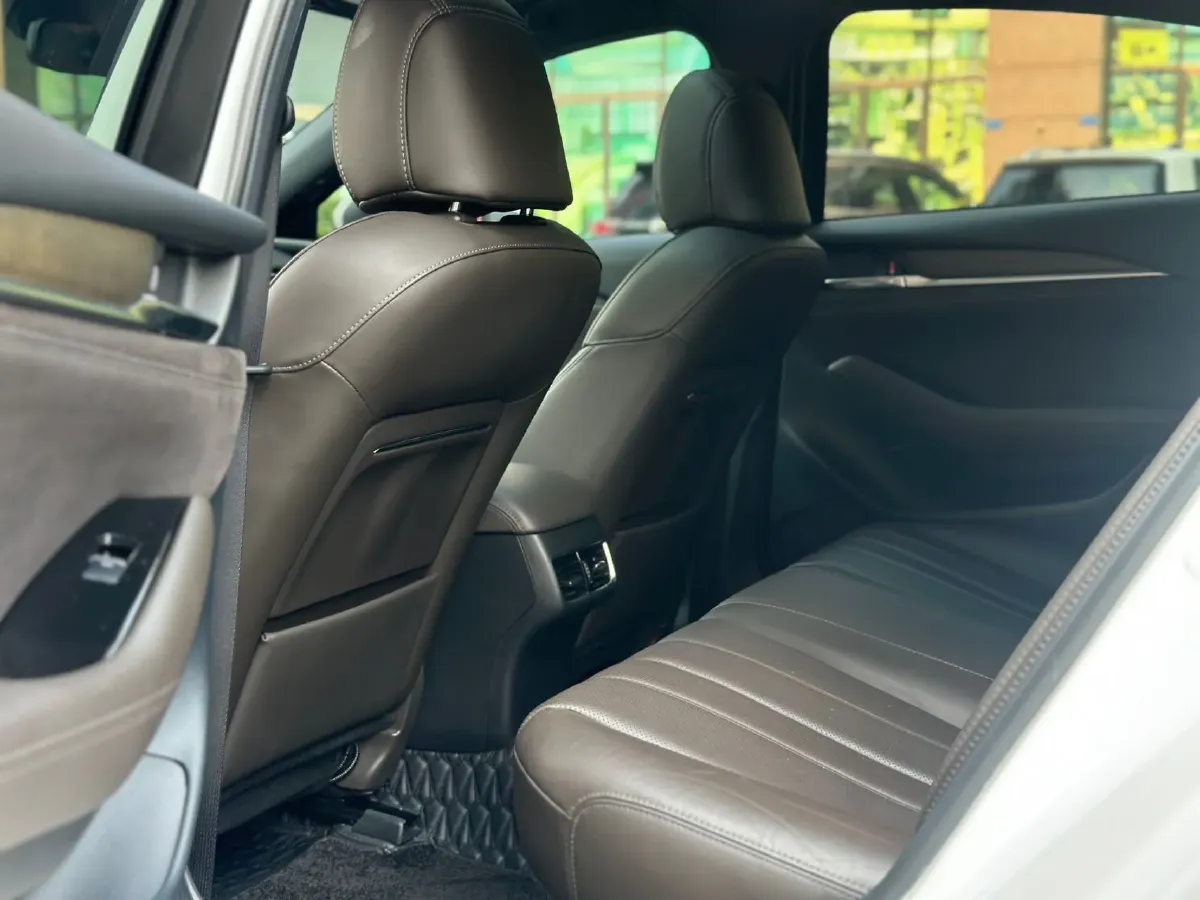 2021 Mazda Atenza 2.5L 192HP L4 6AT,autocango,china used car exporter,china ev exporter,chinese used car exporter,chinese used ev exporter