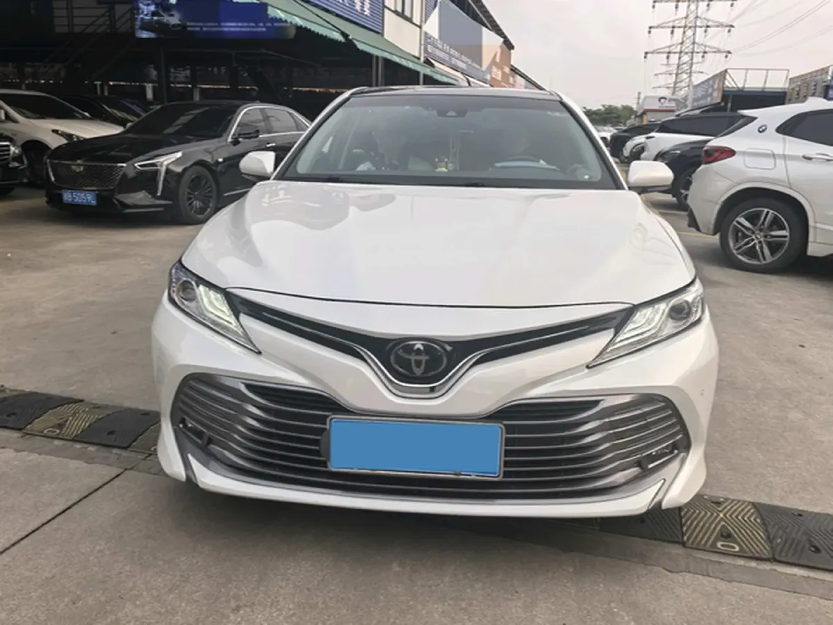 2019 Toyota Camry 2.5L 209HP L4 8AT,autocango,china used car exporter,china ev exporter,chinese used car exporter,chinese used ev exporter