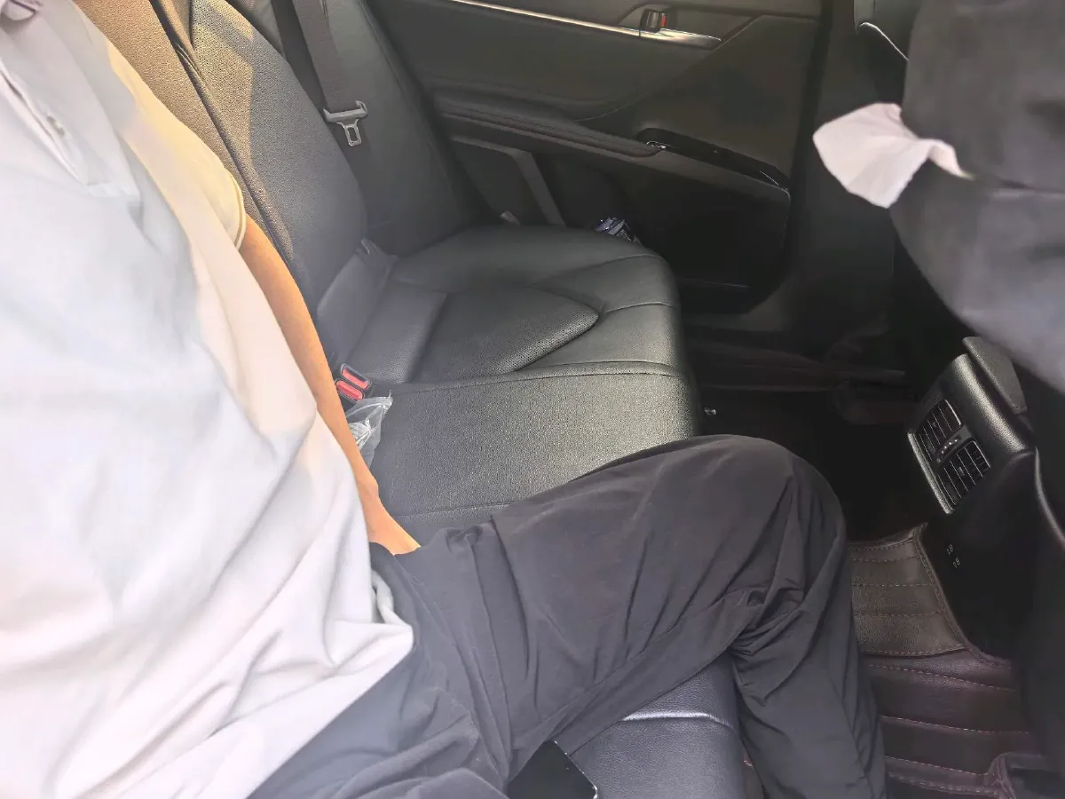 2019 Toyota Camry 2.5L 209HP L4 8AT,autocango,china used car exporter,china ev exporter,chinese used car exporter,chinese used ev exporter