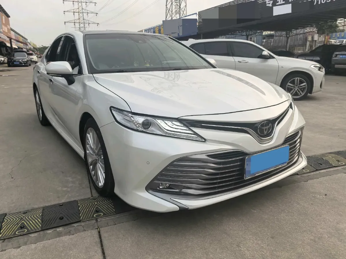 2019 Toyota Camry 2.5L 209HP L4 8AT,autocango,china used car exporter,china ev exporter,chinese used car exporter,chinese used ev exporter