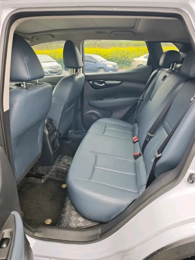 2025 Nissan Qashqai 2.0L 151HP L4 CVT,autocango,china used car exporter,china ev exporter,chinese used car exporter,chinese used ev exporter