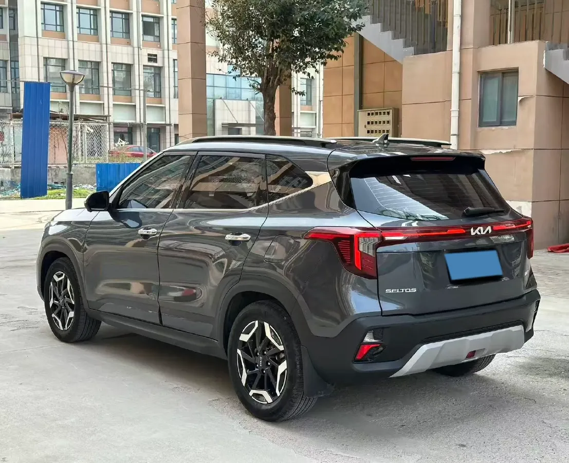 2023 Kia Seltos 1.5L 115HP L4 CVT,autocango,china used car exporter,china ev exporter,chinese used car exporter,chinese used ev exporter