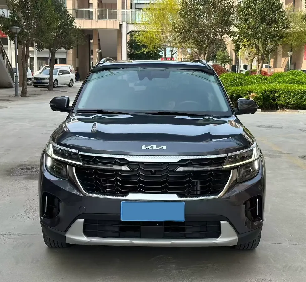 2023 Kia Seltos 1.5L 115HP L4 CVT,autocango,china used car exporter,china ev exporter,chinese used car exporter,chinese used ev exporter
