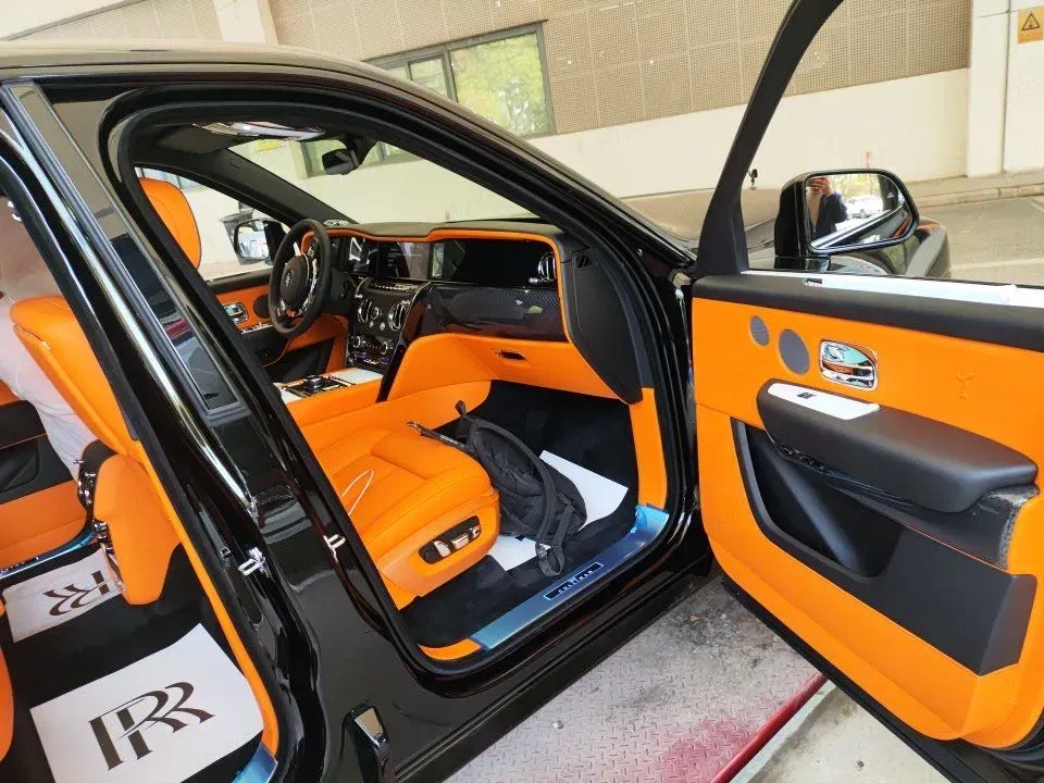 2025 Mansory Cullinan 6.7T 600HP V12 8AT,autocango,china used car exporter,china ev exporter,chinese used car exporter,chinese used ev exporter