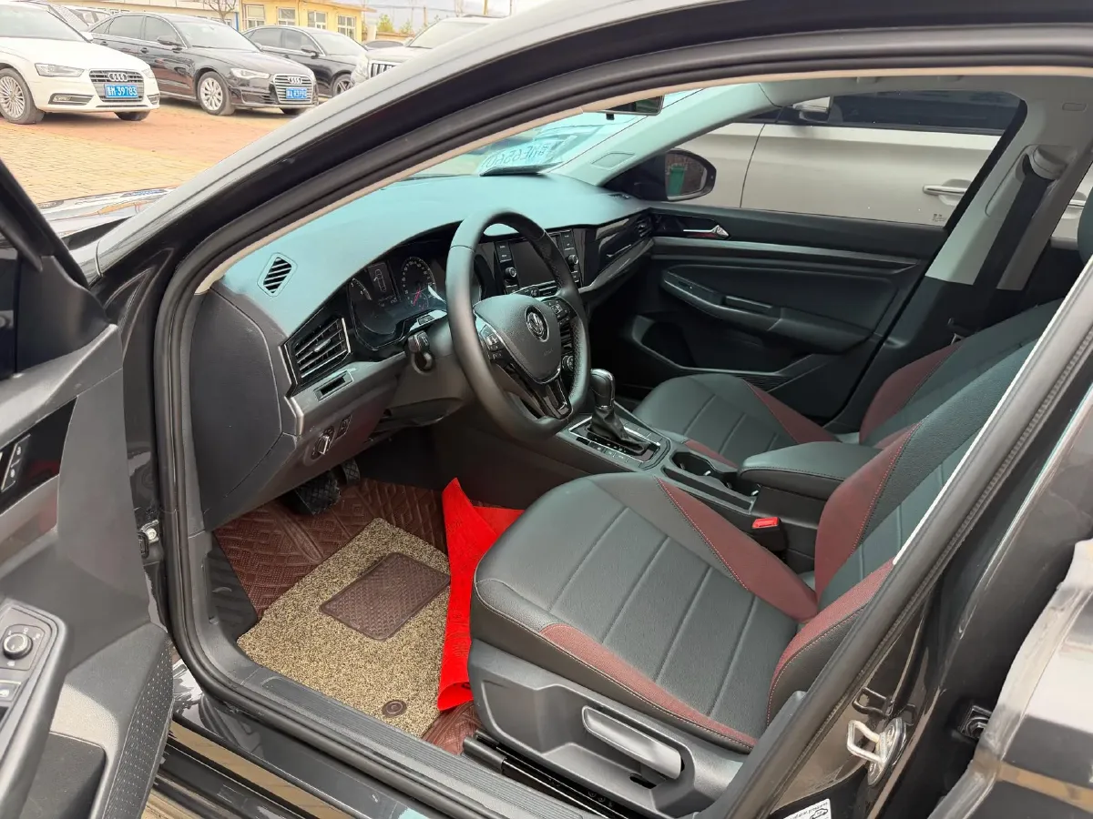 2020 Volkswagen Bora 1.5L 113HP L4 6AT,autocango,china used car exporter,china ev exporter,chinese used car exporter,chinese used ev exporter