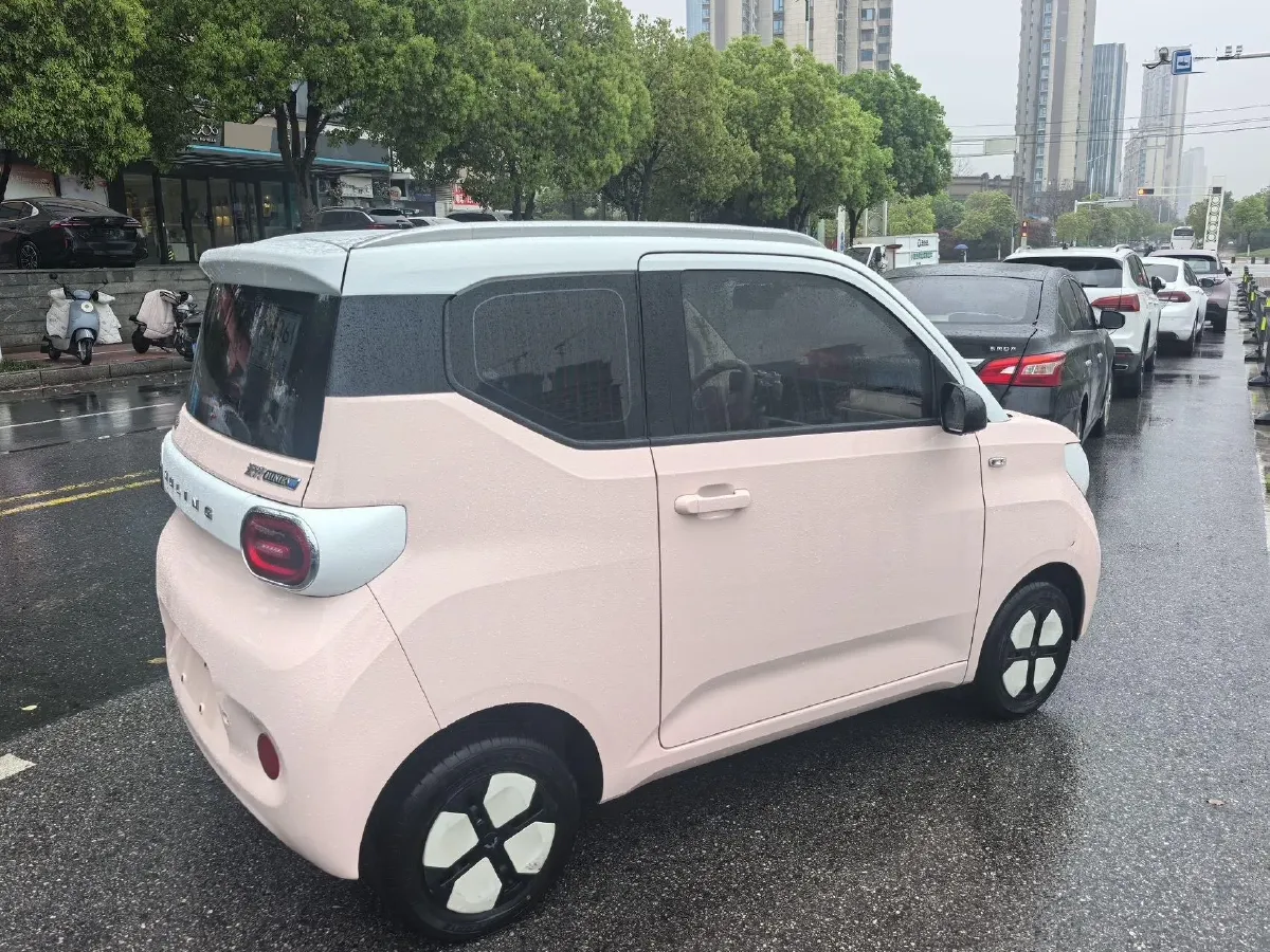 2024 WuLing HongGuang MINI EV BEV 17.3KWH,autocango,china used car exporter,china ev exporter,chinese used car exporter,chinese used ev exporter
