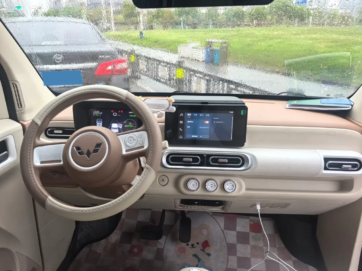 2024 WuLing HongGuang MINI EV BEV 17.3KWH,autocango,china used car exporter,china ev exporter,chinese used car exporter,chinese used ev exporter