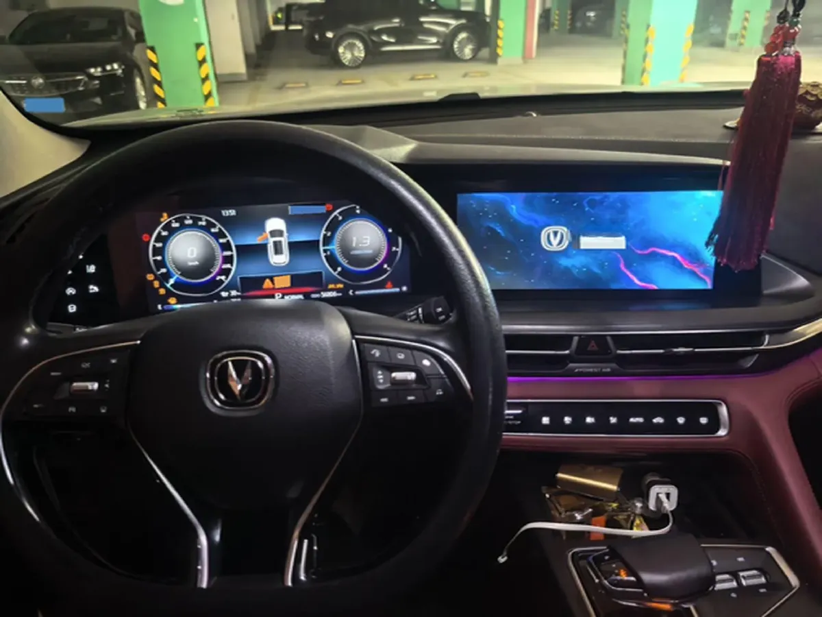 2021 ChangAn CS75 Plus 2.0T 233HP L4 8AT,autocango,china used car exporter,china ev exporter,chinese used car exporter,chinese used ev exporter