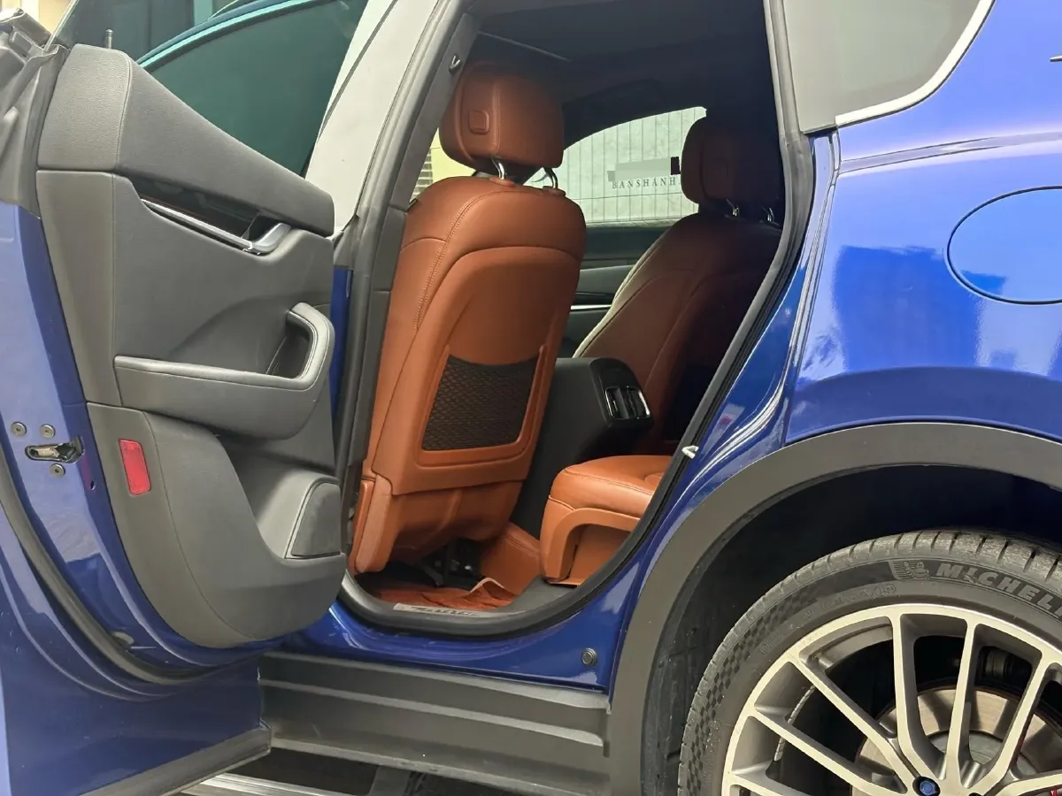 2021 Maserati Levante 3.0T 350HP V6 8AT,autocango,china used car exporter,china ev exporter,chinese used car exporter,chinese used ev exporter