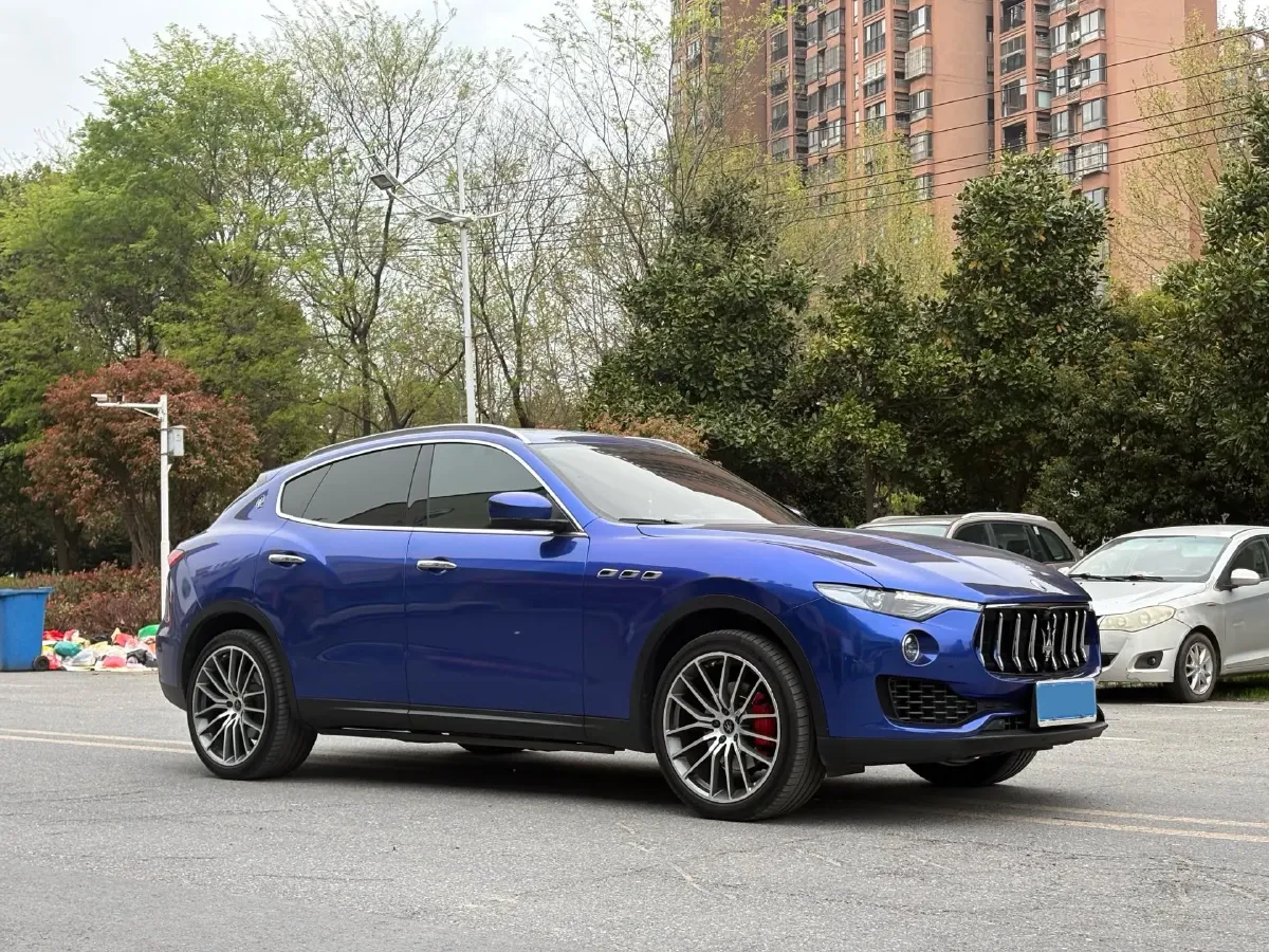 2021 Maserati Levante 3.0T 350HP V6 8AT,autocango,china used car exporter,china ev exporter,chinese used car exporter,chinese used ev exporter