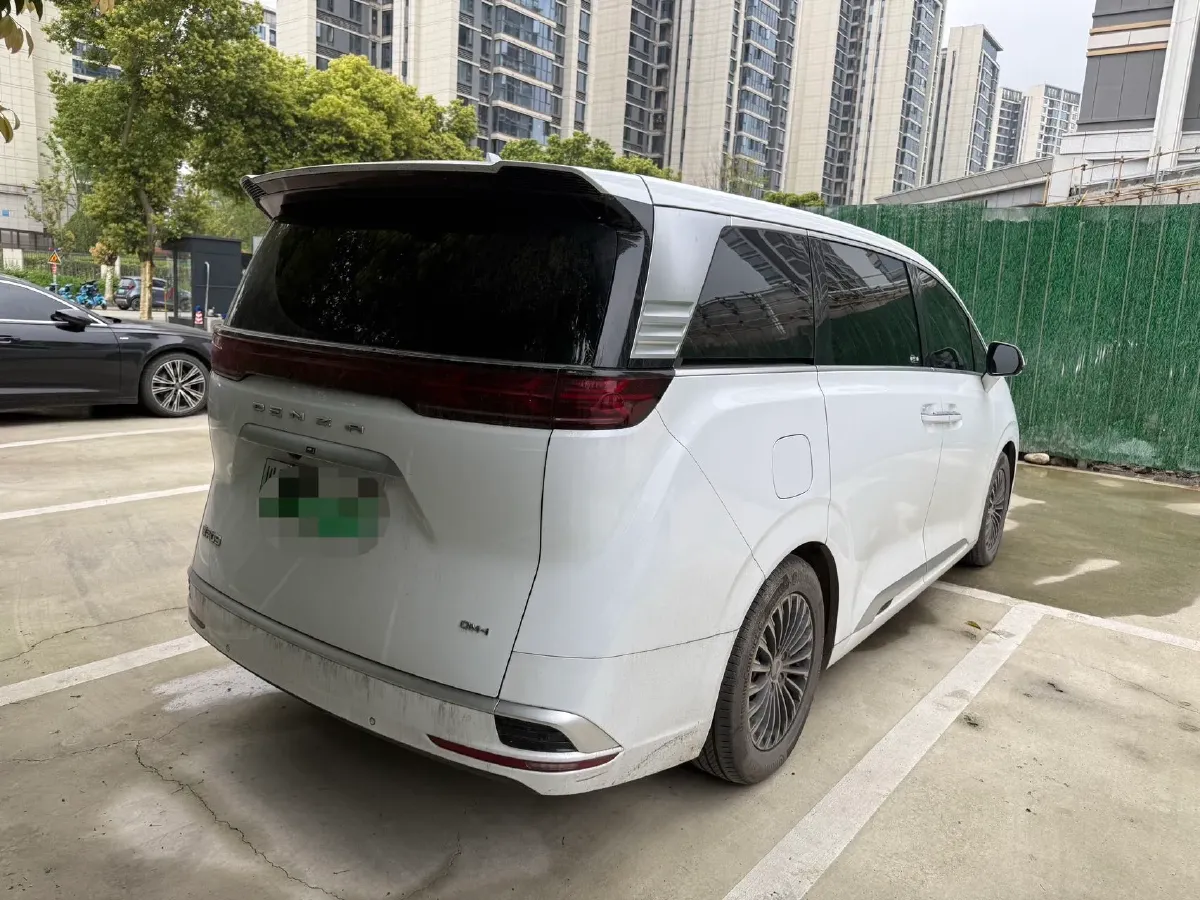 2024 Denza D9 1.5T 139HP L4 E-CVT PHEV 40KWH,autocango,china used car exporter,china ev exporter,chinese used car exporter,chinese used ev exporter