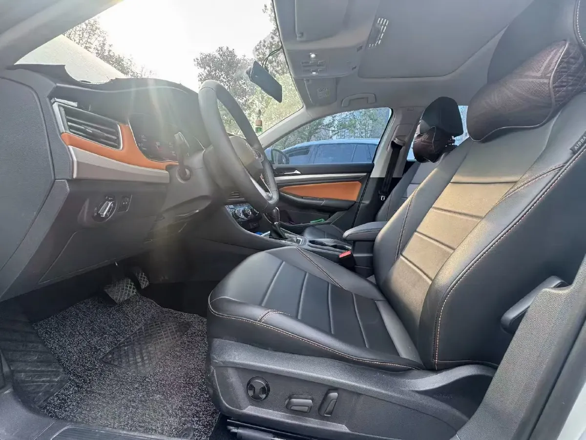 2023 Volkswagen Bora 1.2T 116HP L4 7DCT,autocango,china used car exporter,china ev exporter,chinese used car exporter,chinese used ev exporter