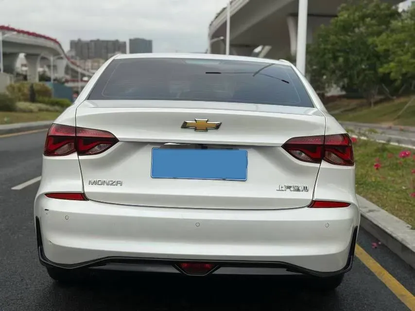 2023 Chevrolet Monza 1.5L 113HP L4 6DCT,autocango,china used car exporter,china ev exporter,chinese used car exporter,chinese used ev exporter