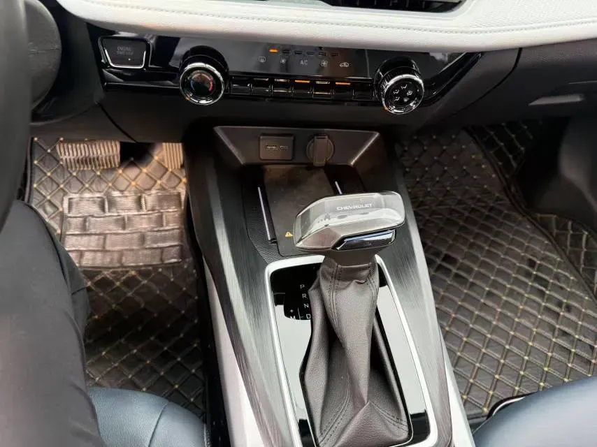 2023 Chevrolet Monza 1.5L 113HP L4 6DCT,autocango,china used car exporter,china ev exporter,chinese used car exporter,chinese used ev exporter