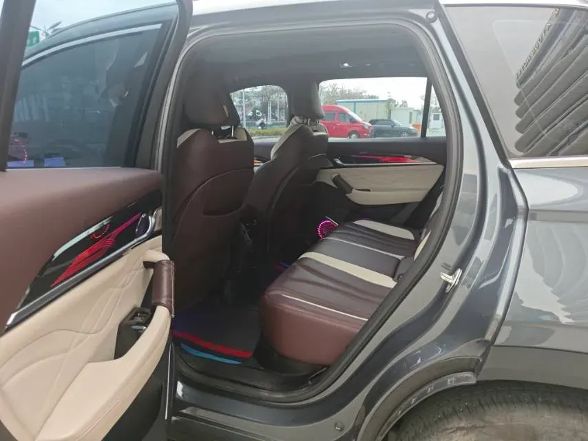 2024 Geely Monjaro 2.0T 238HP L4 8AT,autocango,china used car exporter,china ev exporter,chinese used car exporter,chinese used ev exporter