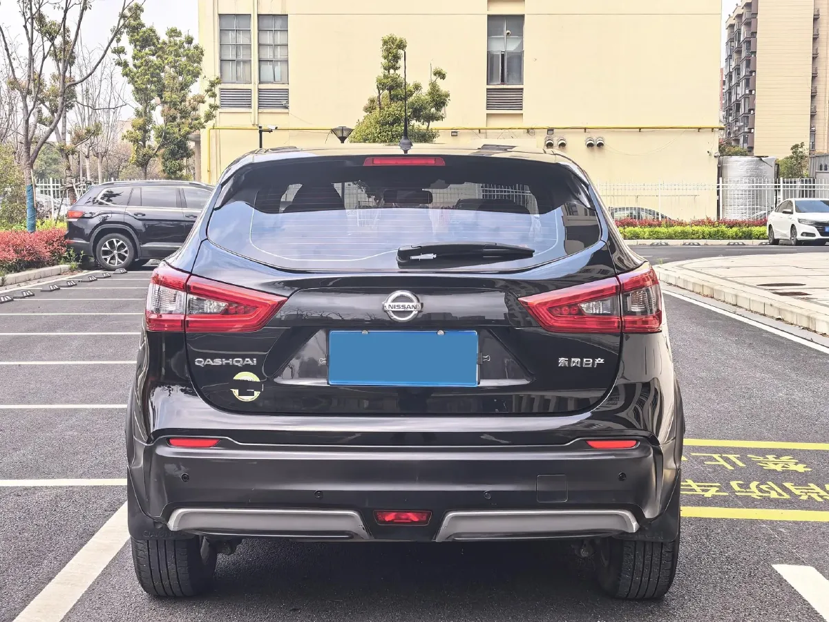2022 Nissan Qashqai 2.0L 151HP L4 CVT,autocango,china used car exporter,china ev exporter,chinese used car exporter,chinese used ev exporter