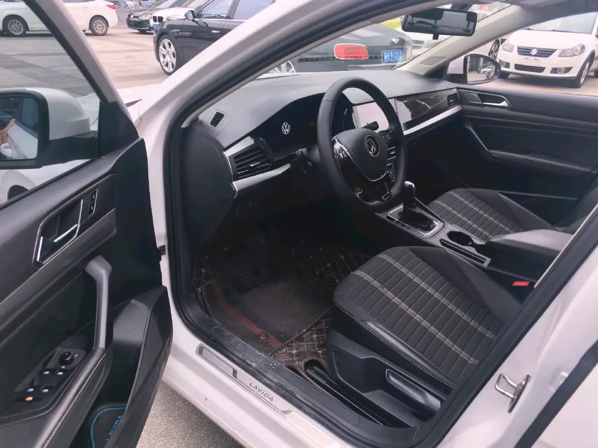 2021 Volkswagen Lavida 1.4T 150HP L4 7DCT,autocango,china used car exporter,china ev exporter,chinese used car exporter,chinese used ev exporter