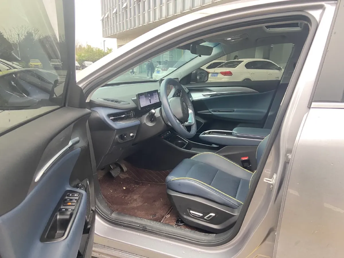 2024 Geometry G6 BEV 53.4KWH,autocango,china used car exporter,china ev exporter,chinese used car exporter,chinese used ev exporter