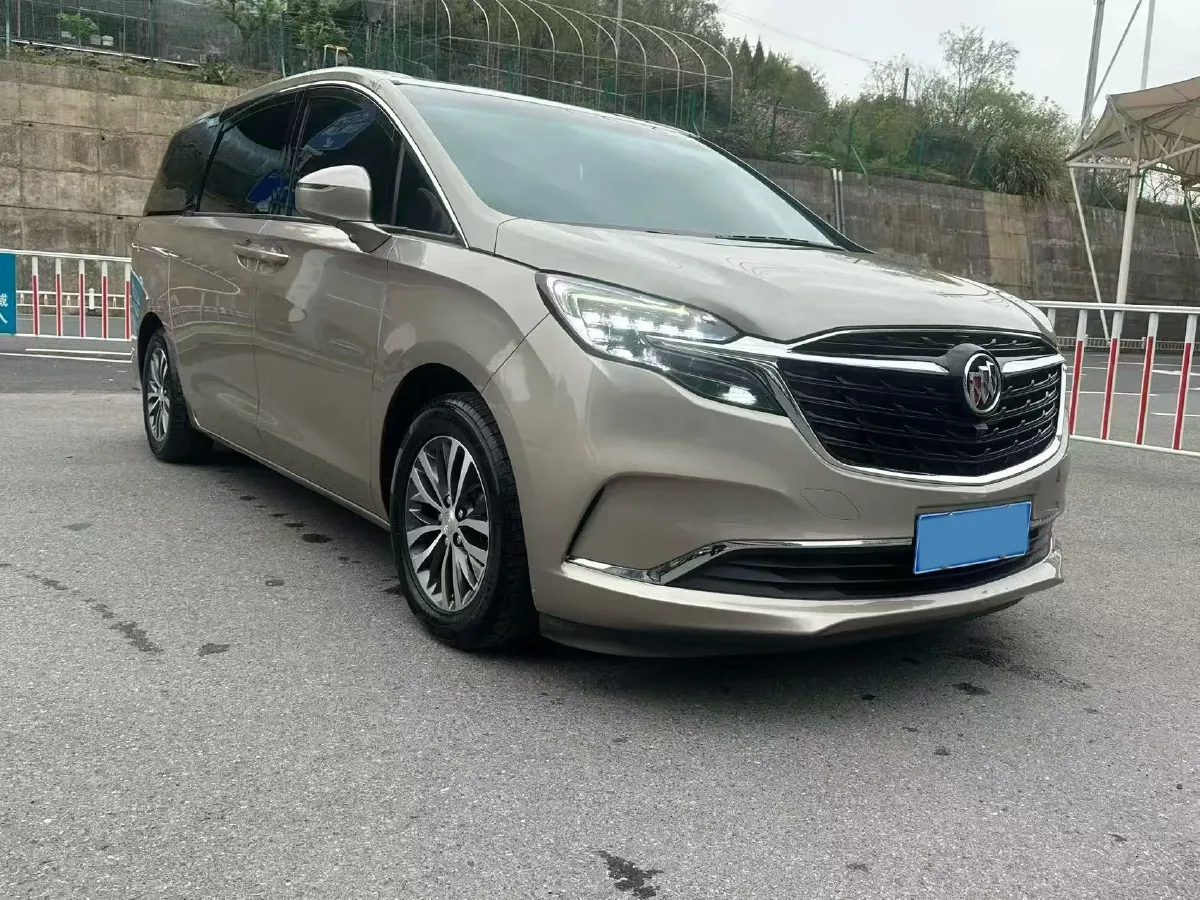 2022 Buick GL8 2.0T 237HP L4 9AT,autocango,china used car exporter,china ev exporter,chinese used car exporter,chinese used ev exporter