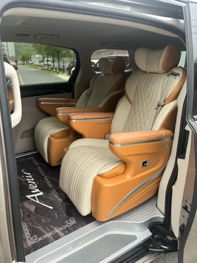 2022 Buick GL8 2.0T 237HP L4 9AT,autocango,china used car exporter,china ev exporter,chinese used car exporter,chinese used ev exporter