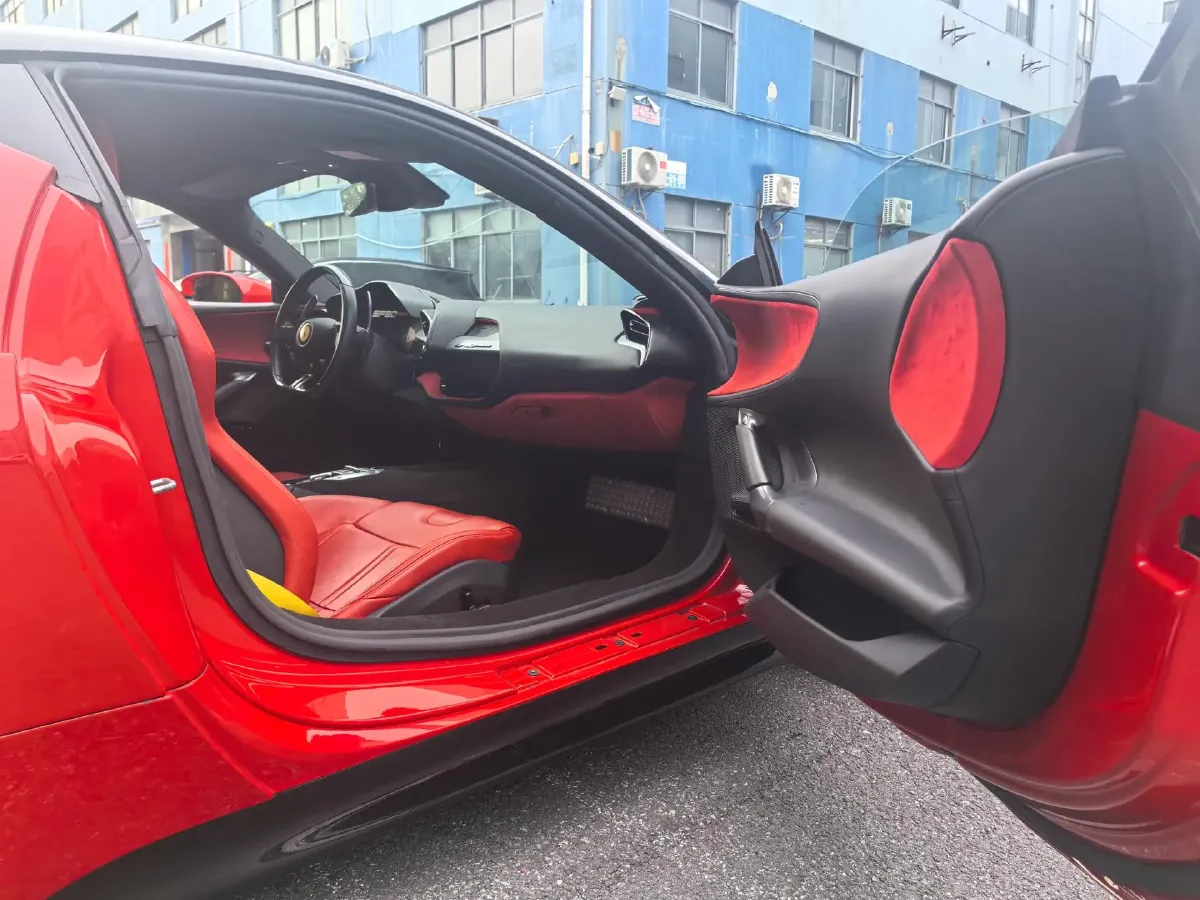 2020 Ferrari SF90 3.9T 781HP V8 8DCT PHEV 7.9KWH,autocango,china used car exporter,china ev exporter,chinese used car exporter,chinese used ev exporter