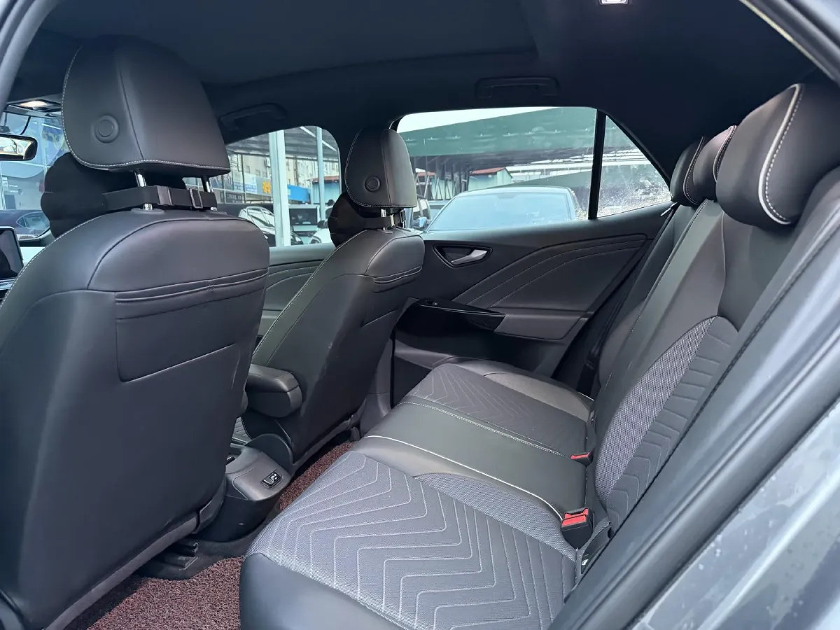 2024 Volkswagen ID.3 BEV 52.8KWH,autocango,china used car exporter,china ev exporter,chinese used car exporter,chinese used ev exporter