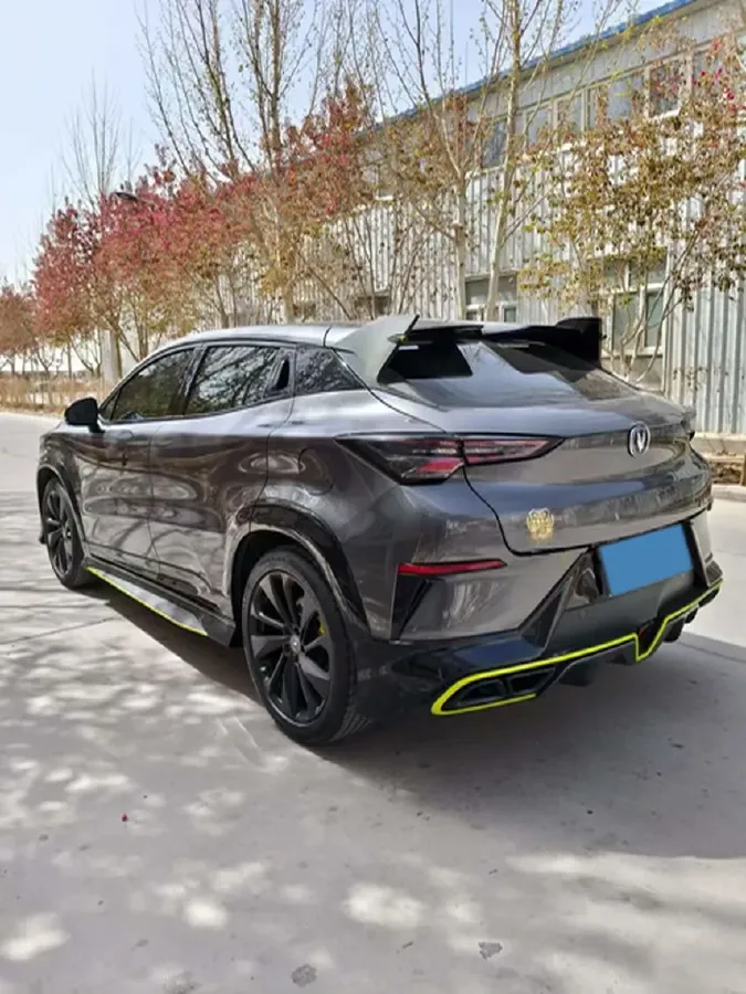 2022 ChangAn UNI-T 1.5T 188HP L4 7DCT,autocango,china used car exporter,china ev exporter,chinese used car exporter,chinese used ev exporter