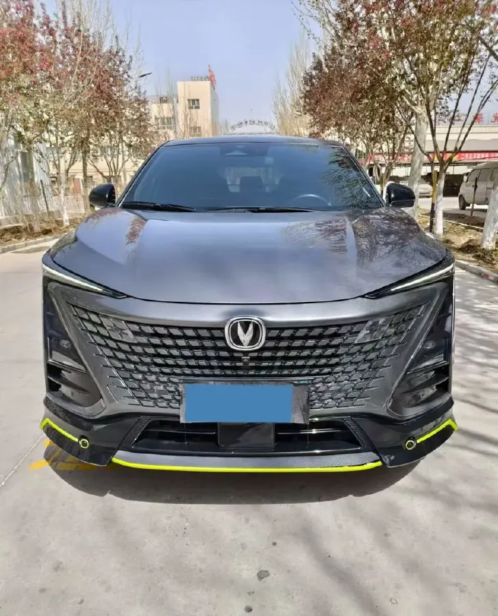 2022 ChangAn UNI-T 1.5T 188HP L4 7DCT,autocango,china used car exporter,china ev exporter,chinese used car exporter,chinese used ev exporter