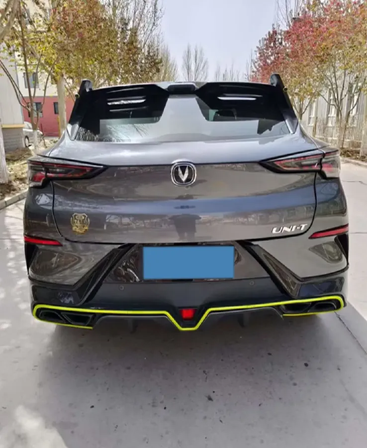 2022 ChangAn UNI-T 1.5T 188HP L4 7DCT,autocango,china used car exporter,china ev exporter,chinese used car exporter,chinese used ev exporter